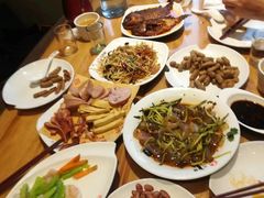 -六泰居·尔滨地标·东北菜(黄河路店)