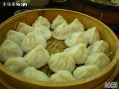 鲜肉小笼-公园饭店