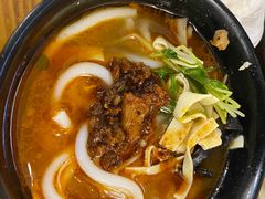 -丽虹云南过桥米线(兴工街店)