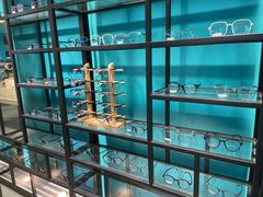 -Trend1881视光·蔡司视觉(领展广场店)
