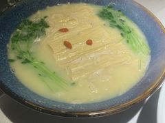 -旺顺阁鱼头泡饼(常营店)