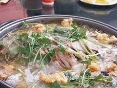 -镇雄酸汤猪脚(钻石广场分店)