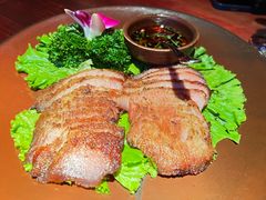 卡拉山火塘烧肉-花马天堂云南餐厅 Lost Heaven(外滩店)