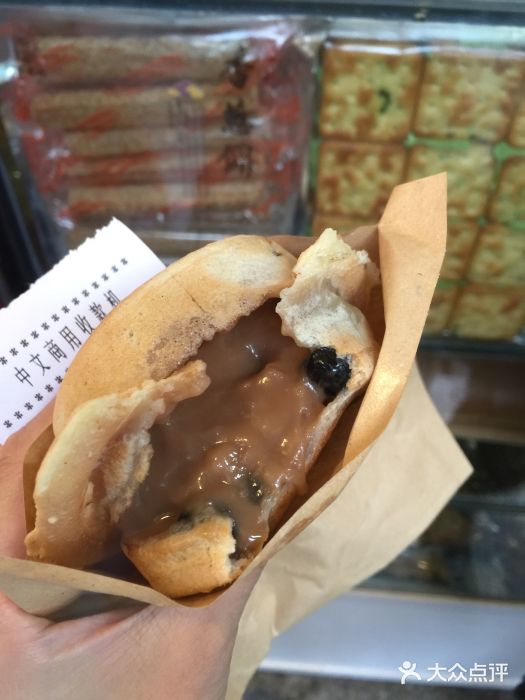 古早万丹(武林广场店)珍珠奶茶车轮饼图片