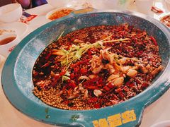 -渔香岛美蛙鱼头火锅(威清路店)
