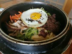 石锅拌饭-百年石锅饭·朝鲜族传统民餐