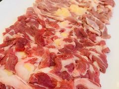 鲜切羊肩脊-情忆草原涮肉馆