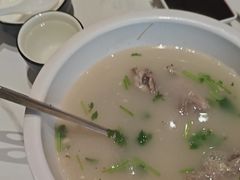 -梅利汴京烤鸭•开封豫菜地标店(东大街店)
