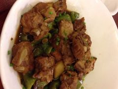 排骨压锅油豆角-小土豆北方菜馆(文慧园店)