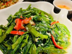 马拉盏炒通菜-大头虾越式风味餐厅(光明广场店)