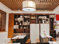 -白氏兄弟烧烤(中赢广场店)