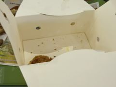 -麦当劳(上海虹桥站30B检票口楼上)