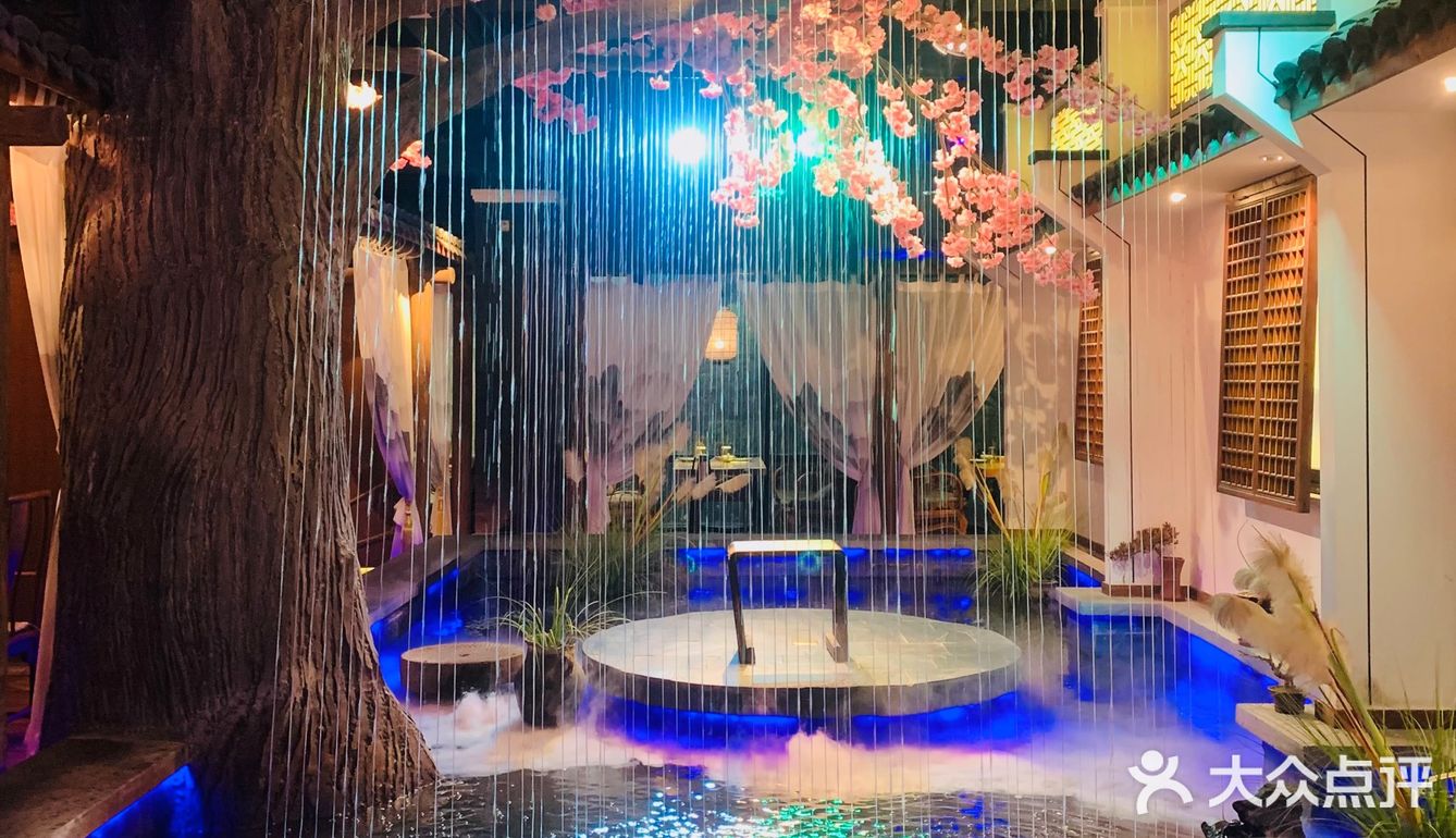 嘉良驿园—花好月圆[愉快]