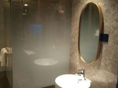 -曼谷一号酒店(深圳龙华大浪商业中心店)