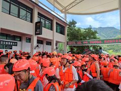 -雅鲁激流探险漂流