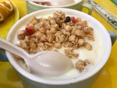 水果麦片酸奶-嗨皮儿·现蒸面皮(抄纸巷店)