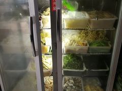 自助取餐区-川魂帽牌货冒菜(温江总店)