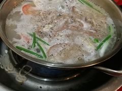 -老石黑山羊毛驴肉火锅(金凯广场店)