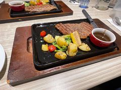 岩烤韩式风味牛排-必胜客(华为店)