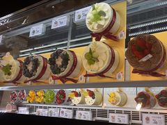 -花花卷卷·鲜食蛋糕(静安久光百货店)
