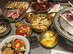 -草家酱蟹炭火烤肉店(珲春南路二店)