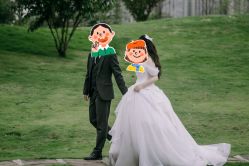 -台湾蔡美月婚纱租赁