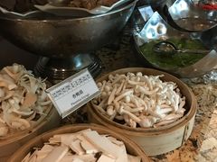 -成都保利公园皇冠假日酒店(熊猫基地店)