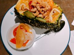 菠萝海鲜炒饭-美奈小馆·越南料理(中航城君尚购物中心店)