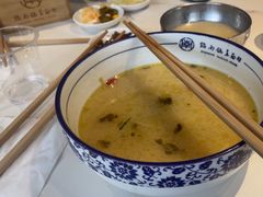 -镇南锅盖面馆(解放路店)