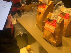 -麦当劳(中二横路店)