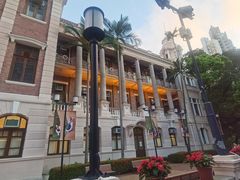-香港大学