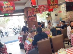 -东北哈尔滨酱骨头馆房掌柜铁锅炖