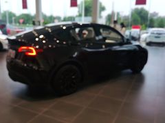 -TESLA 特斯拉(北京南四环中路特斯拉中心)