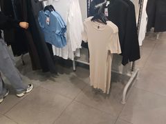 -H&M(长风大悦城店)