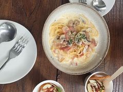 -锅炉咖啡·西餐·音乐酒厂