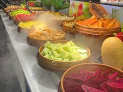 -四囍码头海鲜烧烤自助火锅(外滩南京东路悦荟广场店)
