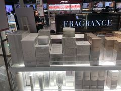 -日上免税店(三径路t3店)