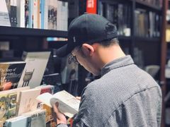 -SISYPHE BOOKS西西弗书店(龙湖滨江天街店)