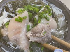 -刚砂锅鸡丝米线