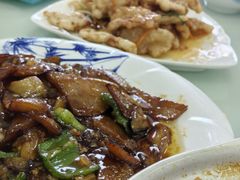 -老码头黑皮肘子锅包肉熏酱水饺(文政街店)