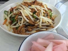 -丹水桥地锅鱼·翘嘴鲌·地方特色全鱼宴(丹江口大坝店)