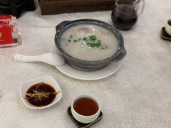 牛肉锅蛋粥-龙的酒楼·手工早茶·顺德菜(近良路店)
