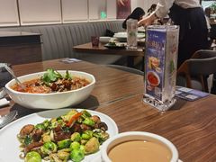 -港丽餐厅(正大店)