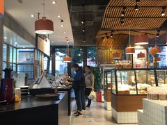 -Dough&Joe团憩(瑞虹天地月亮湾店)