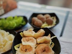-鲜入围煮花胶鸡海鲜火锅