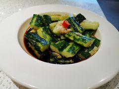 刮皮黄瓜-老佛爷铜炉蛙锅(海岸城店)
