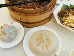 蟹黄汤包-怡园饭店-餐厅(四望亭店)