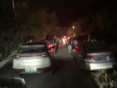 -鬼笑石后山停车场