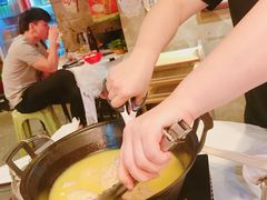 -鲜入围煮花胶鸡海鲜火锅