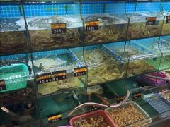 -覃记海鲜美食餐厅